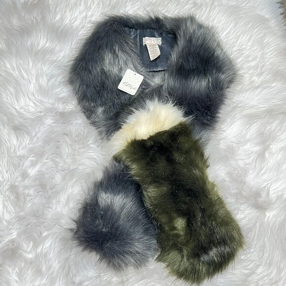 Free People Accessories - FREE PEOPLE JAGGER FAUX FUR SCARF COLLAR GRAY / GREEN 55" X 5"